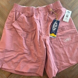 Men’s New with Tags AFTCO shorts, size 32, salmon, classic fit!